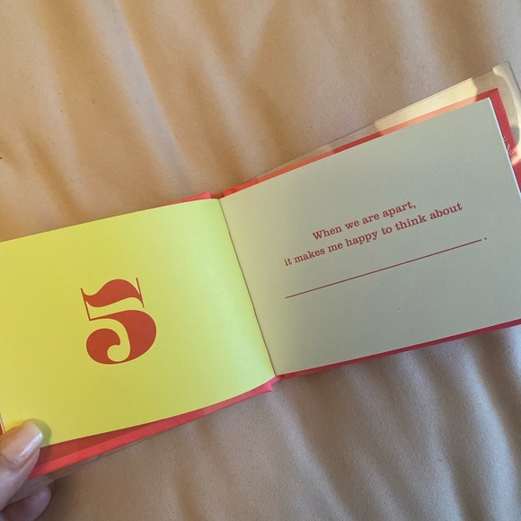 NWT Papersource What I Love About You book with prompts - Picture 4 of 4